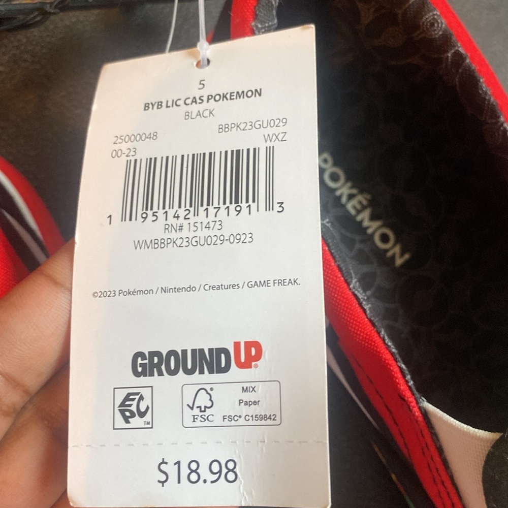NWT Kids Unisex Pokémon sneakers 5 - Picture 6 of 6